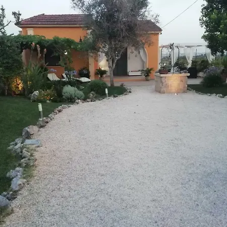 Dote * Casarano